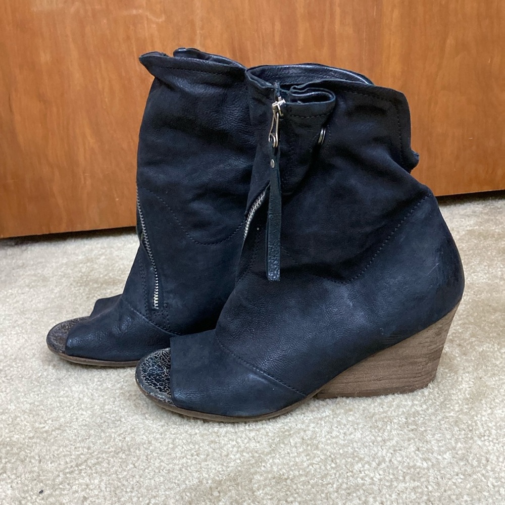 A.S.98 Black open toe vintage booties. EU39 US9